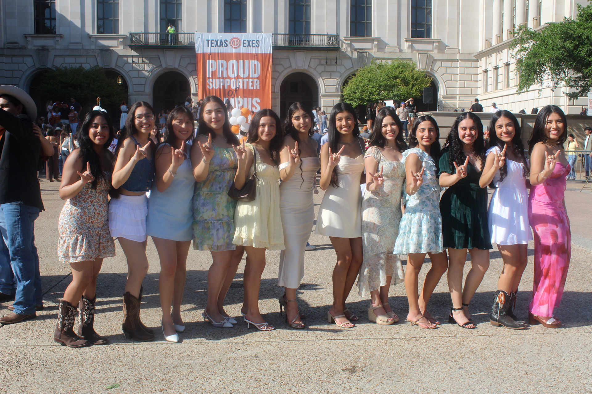 SHPEtinas group at UT Austin